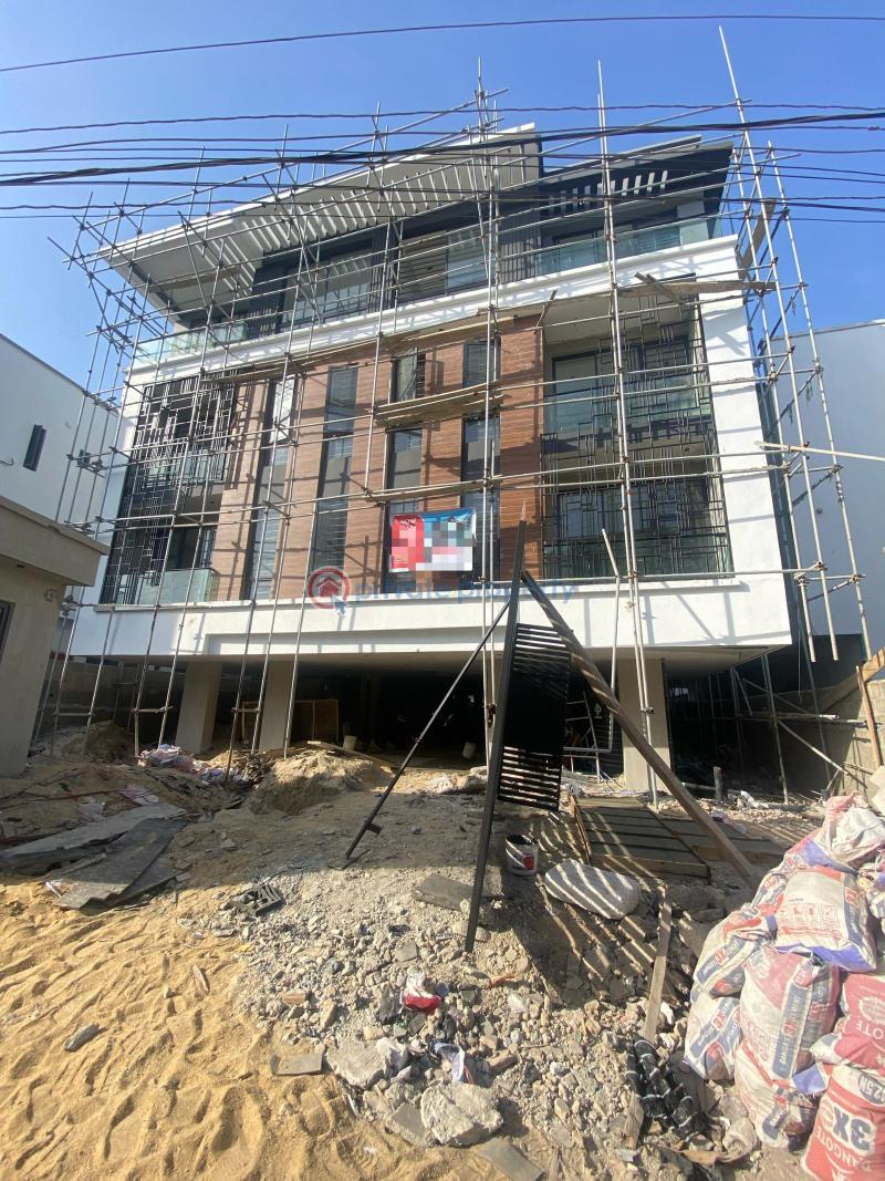 2 bedroom Flat & Apartment For Sale Ologolo Lekki Lagos - 0