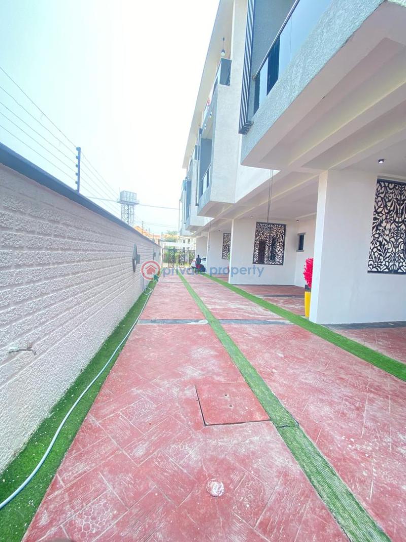 4 bedroom Terraced Duplex For Sale Lekki Conservation Along Lekki Expressway Lagos - 1