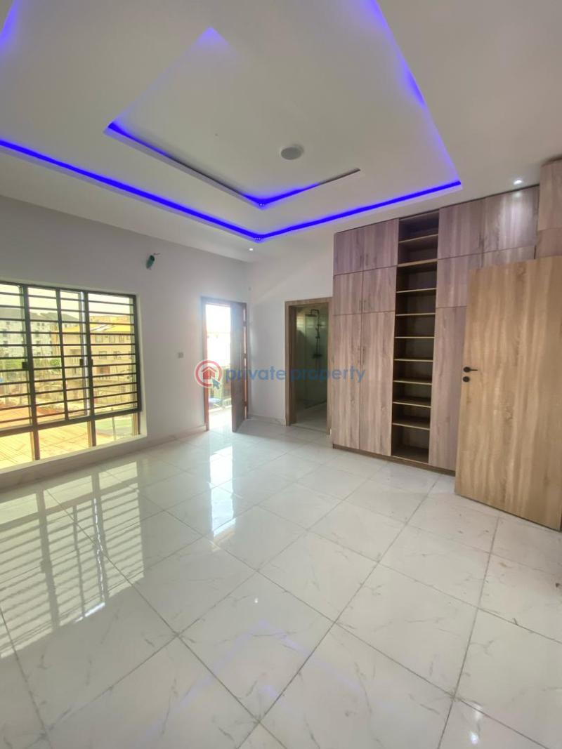 4 bedroom Terraced Duplex For Sale Lekki Conservation Along Lekki Expressway Lagos - 11