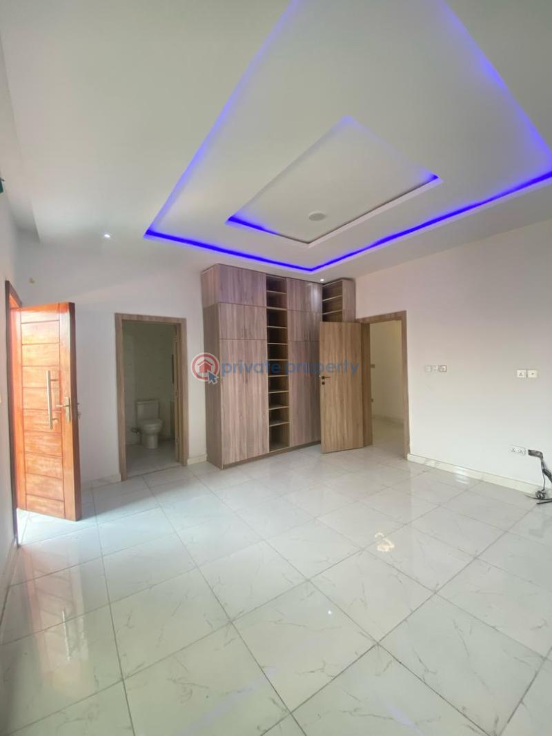 4 bedroom Terraced Duplex For Sale Lekki Conservation Along Lekki Expressway Lagos - 12