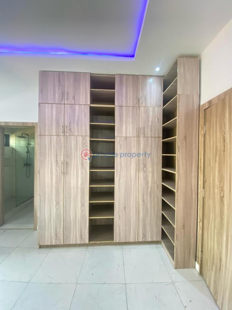 4 bedroom Terraced Duplex For Sale Lekki Conservation Along Lekki Expressway Lagos - 13