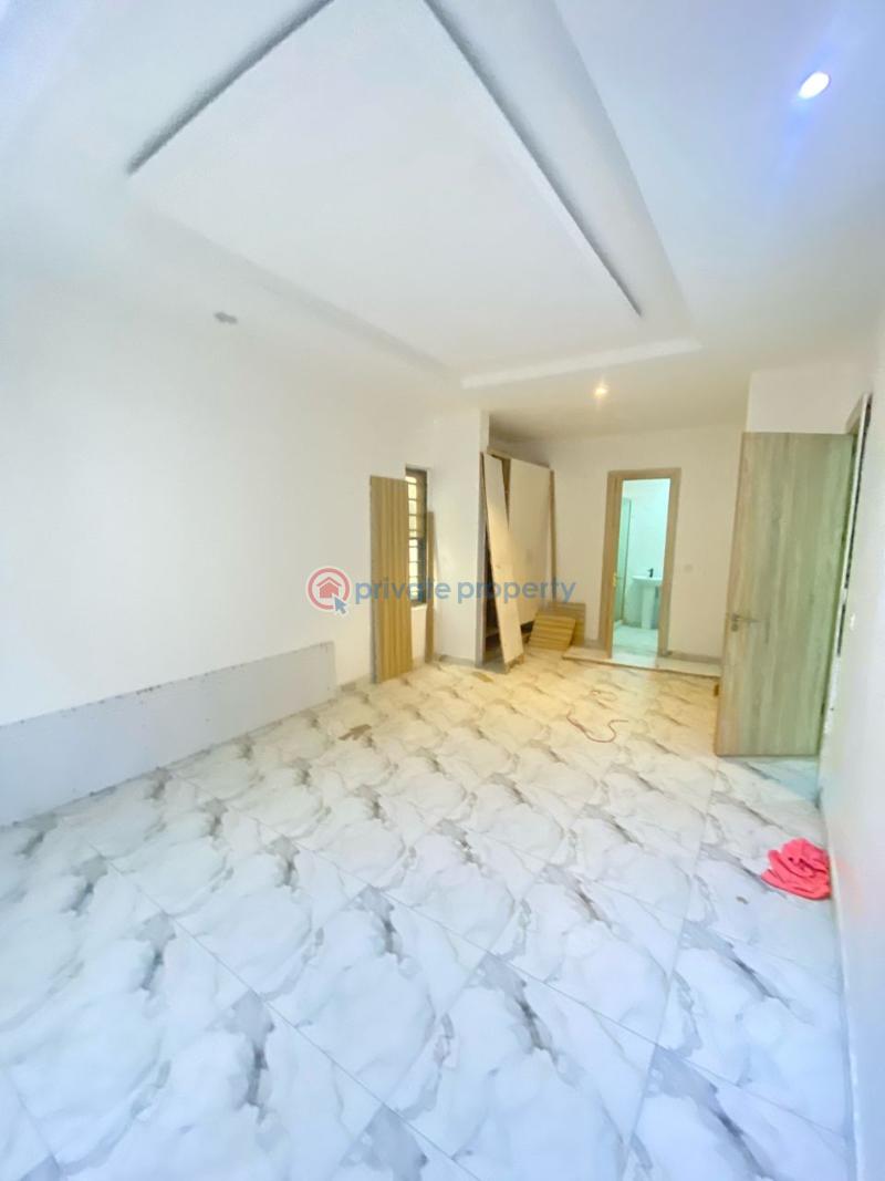 1 bedroom Mini Flat For Rent Ologolo Lekki Lagos - 1