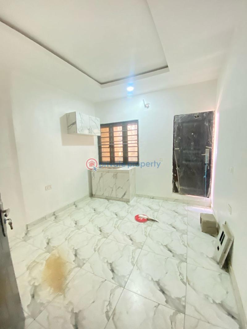1 bedroom Mini Flat For Rent Ologolo Lekki Lagos - 0
