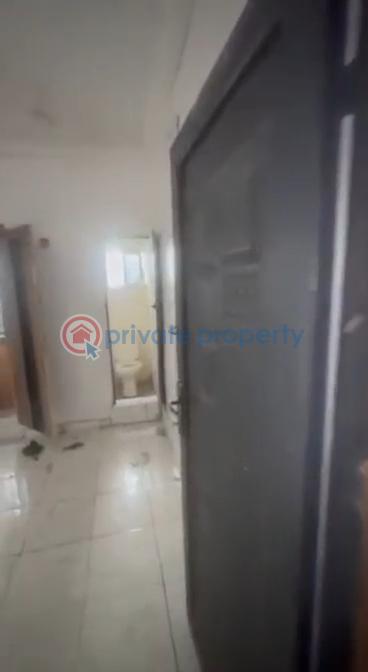 1 bedroom Self Contain For Rent Rufai Street, Off Shipeolu Road, Shomolu Lagos Palmgroove Shomolu Lagos - 2
