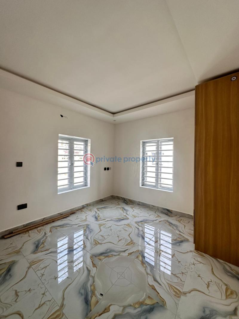 2 bedroom Block Of Flats For Sale New Road Bustop Lekki Lagos - 3