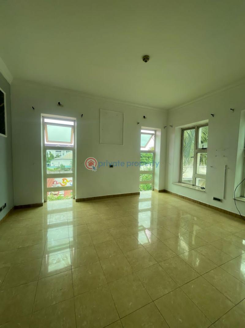 Spacious block of apartment for sale - 3 3 bedroom Flat & Apartment For Sale Oniru Victoria Island Lagos - 3