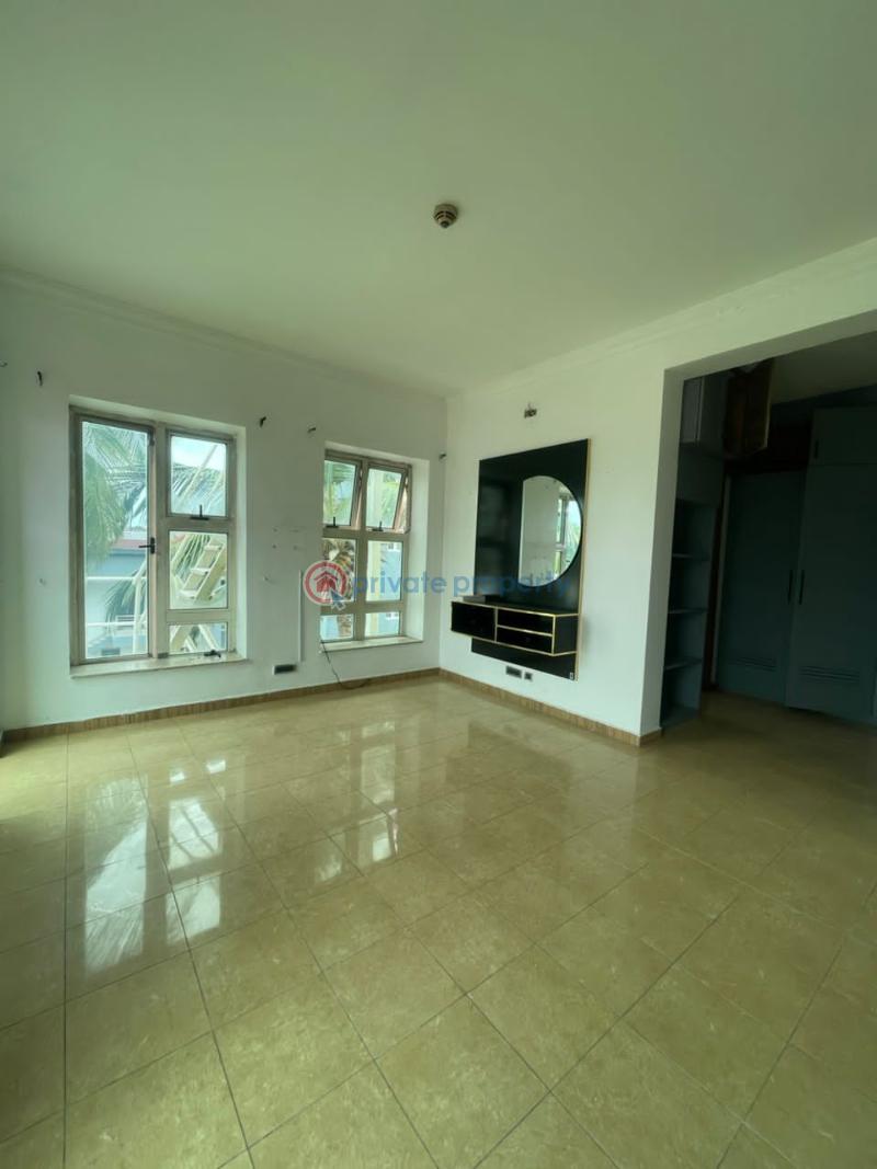 Spacious block of apartment for sale - 7 3 bedroom Flat & Apartment For Sale Oniru Victoria Island Lagos - 7