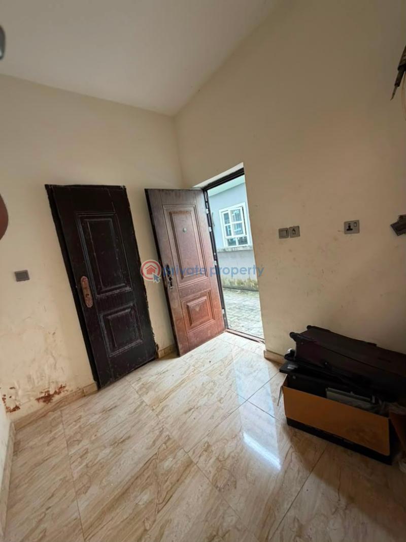 1 bedroom Self Contain For Rent Orchid Road Before The Roundabout Along Lekki Expressway Lagos - 2