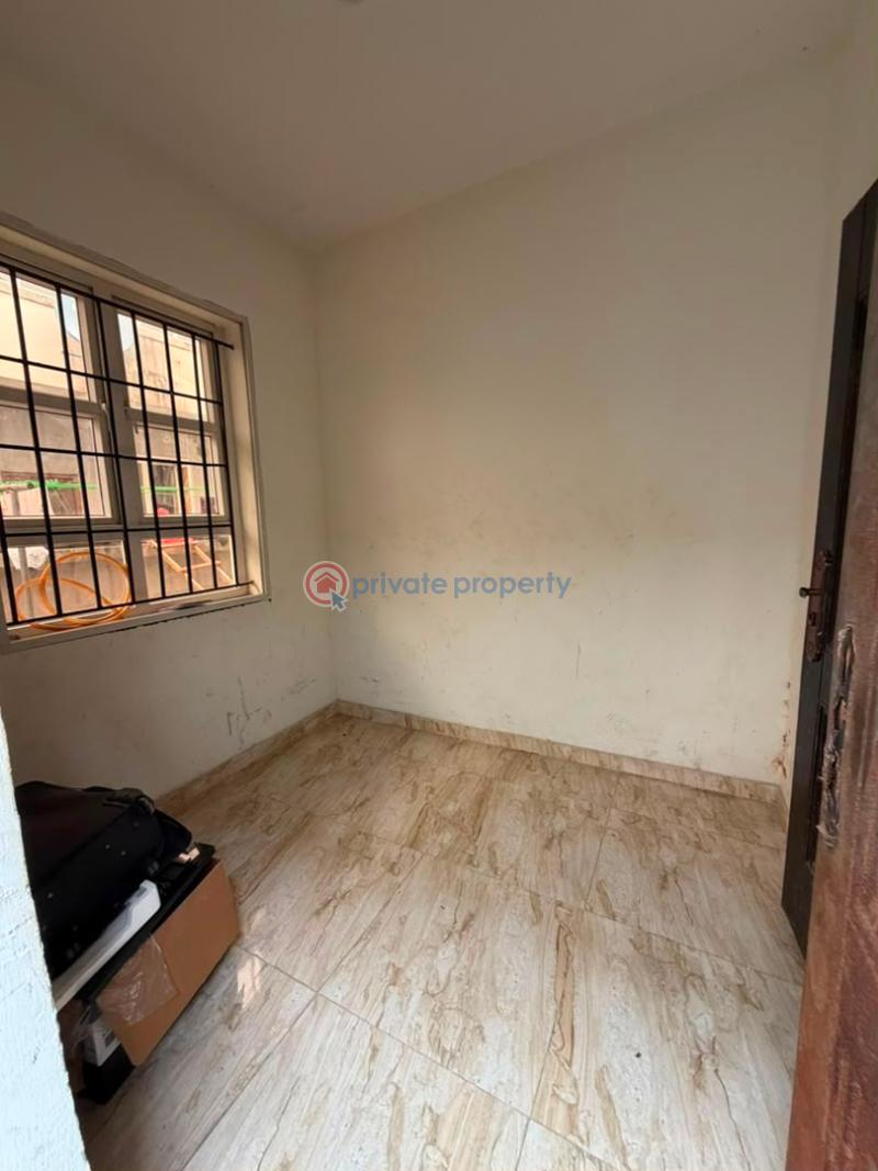 1 bedroom Self Contain For Rent Orchid Road Before The Roundabout Along Lekki Expressway Lagos - 0