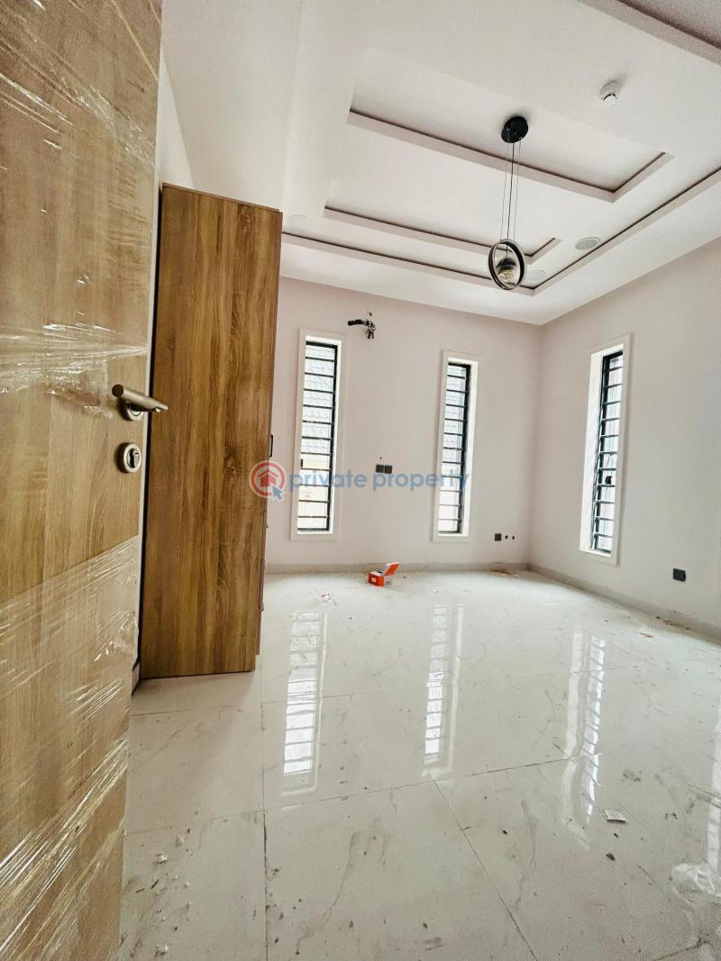 5 bedroom Detached Duplex For Sale Omole Phase 1 Ojodu Lagos - 9