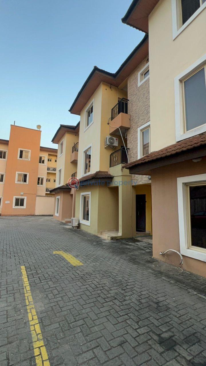 4 bedroom Terraced Duplex For Rent Lekki Phase 1 Lagos - 9
