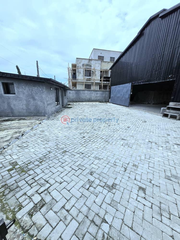 Spacious commercial building - 0 1 bedroom Warehouse For Rent Lekki Phase 1 Lagos - 0