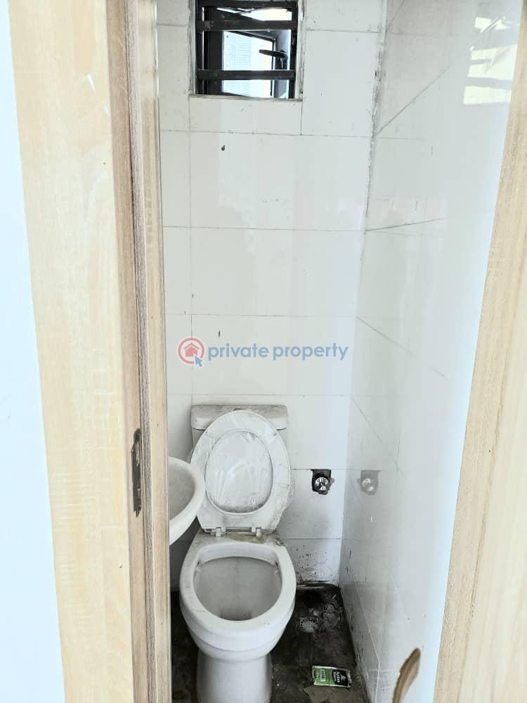 Spacious commercial shop - 3 1 bedroom Commercial Property For Sale Lekki Phase 1 Lagos - 3