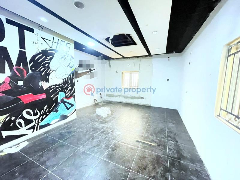 3 bedroom Shop For Rent Lekki Phase 1 Lagos - 3