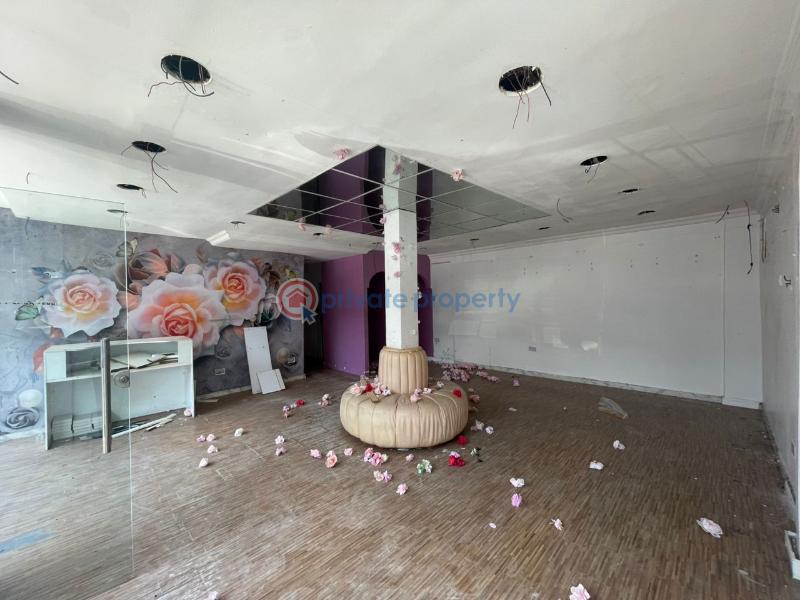 1 bedroom Shop For Rent Lekki Phase 1 Lagos - 2