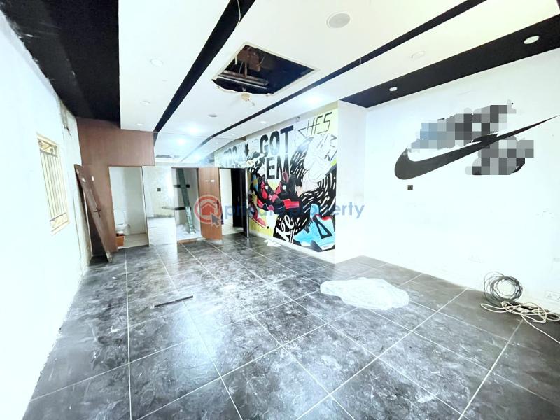 3 bedroom Shop For Rent Lekki Phase 1 Lagos - 4