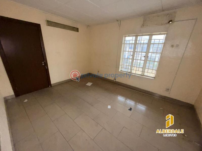 4 bedroom Duplex For Rent Ilupeju Lagos - 4