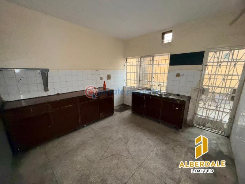 4 bedroom Duplex For Rent Ilupeju Lagos - 2