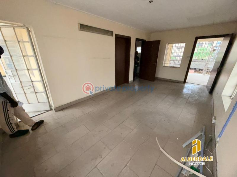 4 bedroom Duplex For Rent Ilupeju Lagos - 5