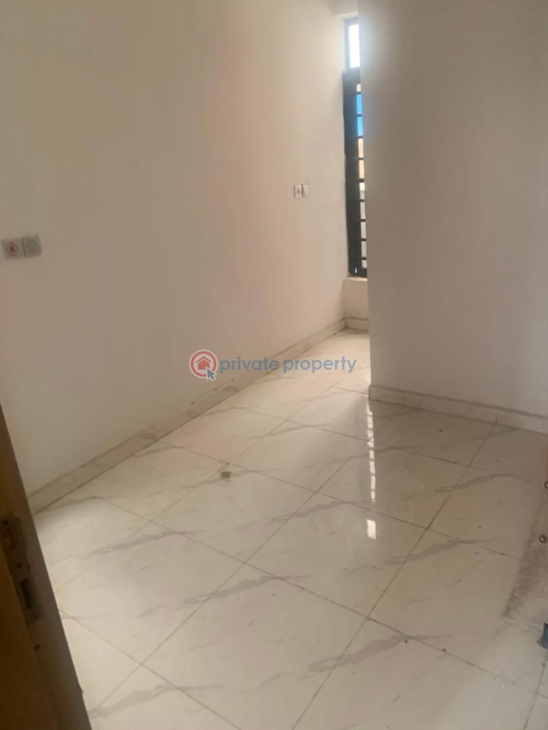 4 bedroom Terrace For Rent Ikota Lekki Lagos - 5