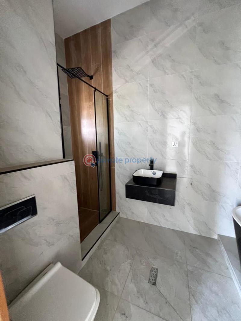 4 bedroom Semi detached Duplex For Sale Ilaje Ajah Lagos - 13