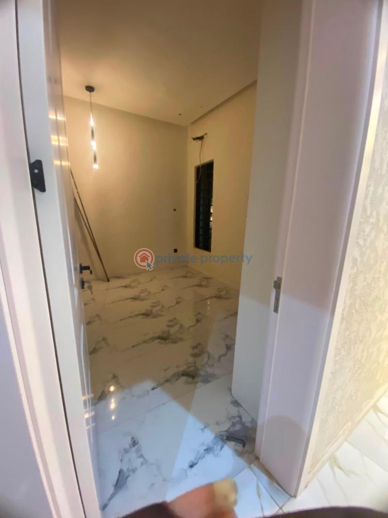 3 bedroom Block Of Flats For Rent Allen, Off Gbaja, Surulere, Lagos Ojuelegba Surulere Lagos - 4