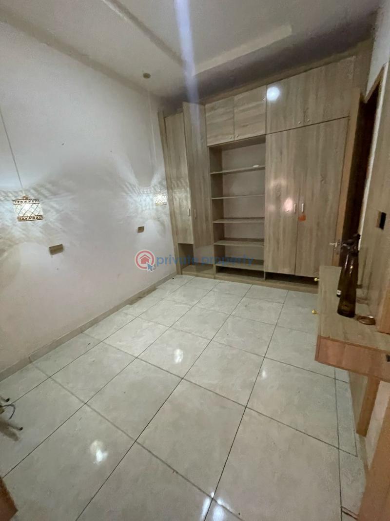 1 bedroom Shared Apartment For Rent Along Lekki Expressway Lagos - 5