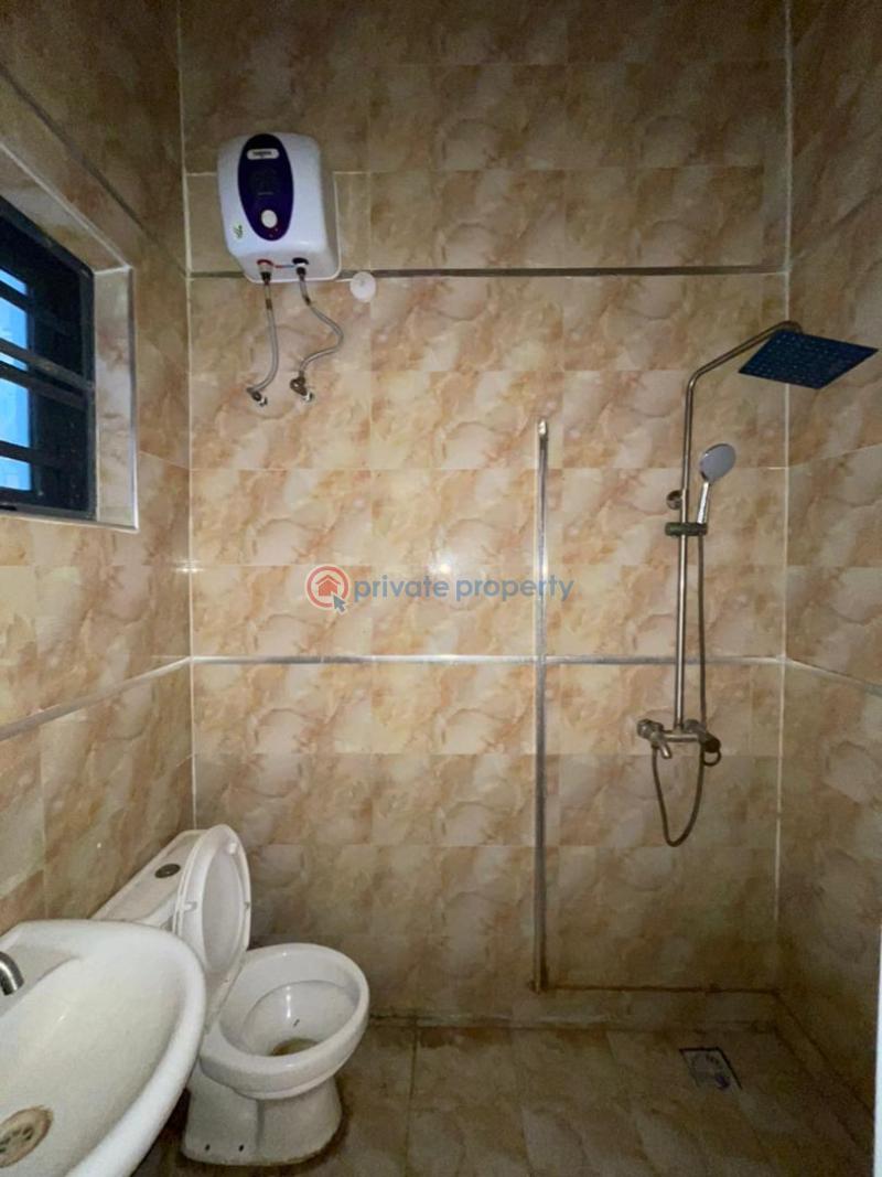 Spacious guest room - 3 1 bedroom Shared Apartment For Rent Agungi Lekki Lagos - 3