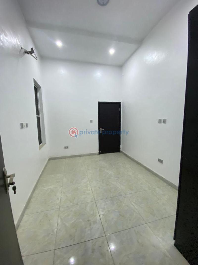 Spacious guest room with shared kitchen - 1 1 bedroom Shared Apartment For Rent Very Nice Estate In Chevron Chevron Drive Lekki Lagos - 1