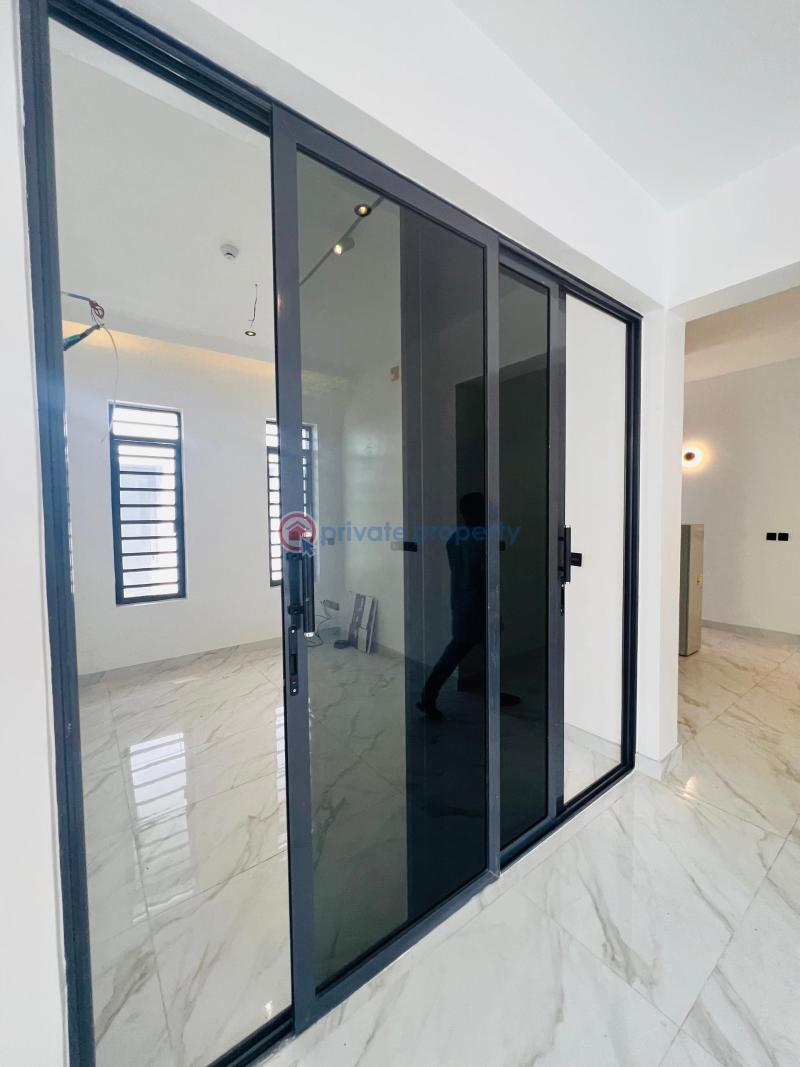 4 bedroom Penthouse For Sale Lekki Phase 1 (right Side) Lekki Phase 1 Lagos - 11