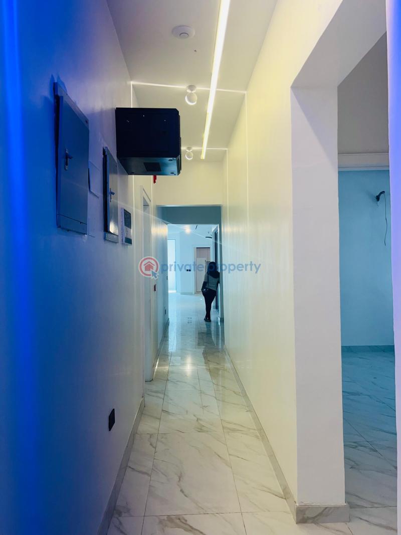 4 bedroom Penthouse For Sale Lekki Phase 1 (right Side) Lekki Phase 1 Lagos - 30