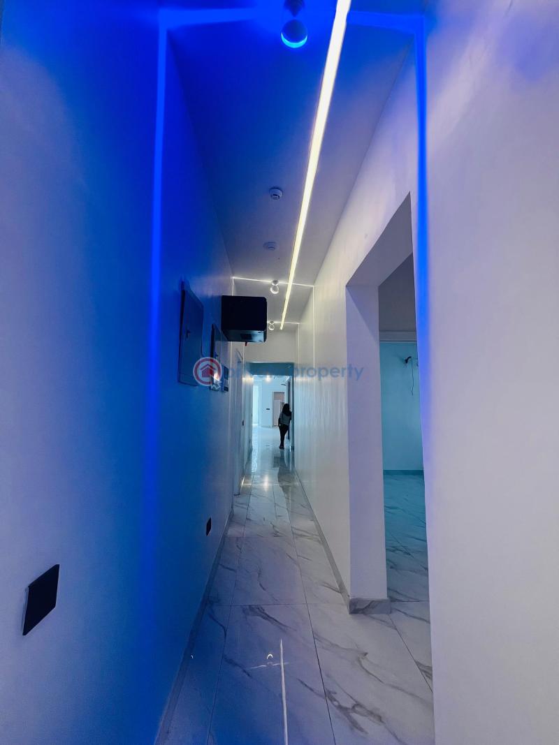 4 bedroom Penthouse For Sale Lekki Phase 1 (right Side) Lekki Phase 1 Lagos - 26