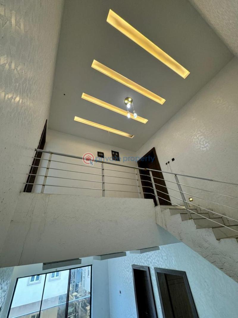 6 bedroom Semi detached Duplex For Sale Jakande Lekki Lagos - 9