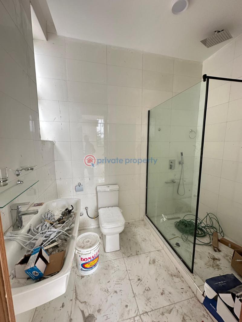 Spacious luxury 2 bedroom apartment with swimming pool and elevator - 16 2 bedroom House For Sale Lekki Phase 1 Lagos - 16