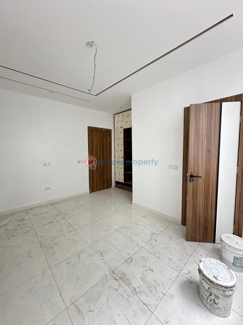 Spacious luxury 2 bedroom apartment with swimming pool and elevator - 19 2 bedroom House For Sale Lekki Phase 1 Lagos - 19