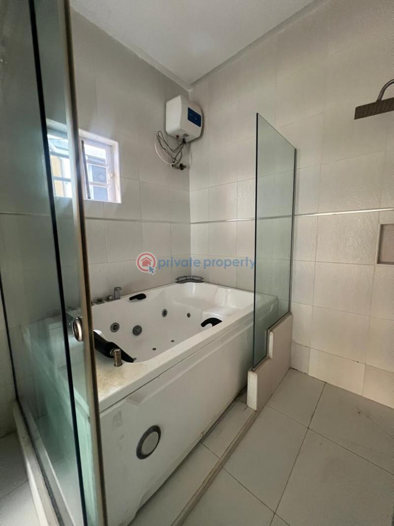 Spacious luxury master’s bedroom with balcony – osapa london estate, lekki - 2 1 bedroom Shared Apartment For Rent Osapa London Lekki Lagos - 2
