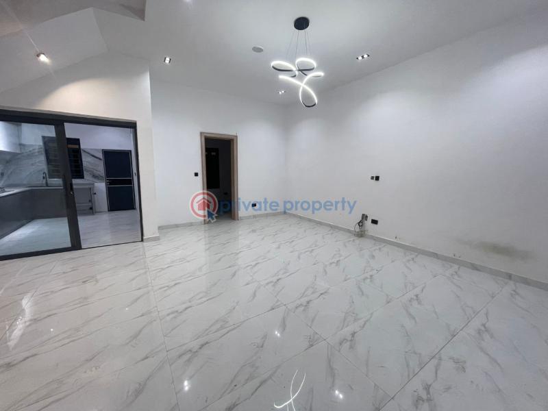 1 bedroom Mini Flat For Rent Western Estate,lekki County Ikota Lekki Lagos - 4