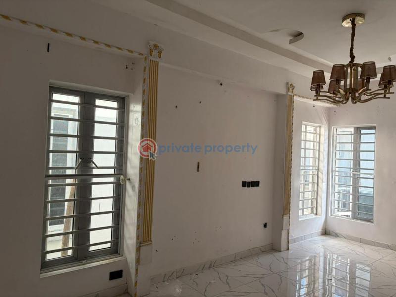 Spacious master bedroom - 3 1 bedroom Shared Apartment For Rent Orchid Road Lekki Lagos - 3