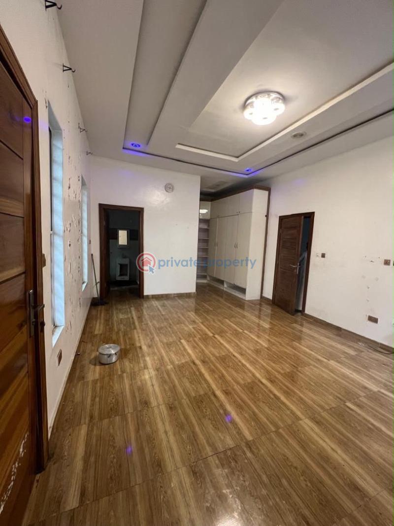 1 bedroom Shared Apartment For Rent Chevyview Estate Off Chevron Drive Lekki Lagos - 11