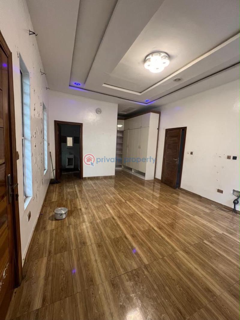 1 bedroom Shared Apartment For Rent Chevyview Estate Off Chevron Drive Lekki Lagos - 2