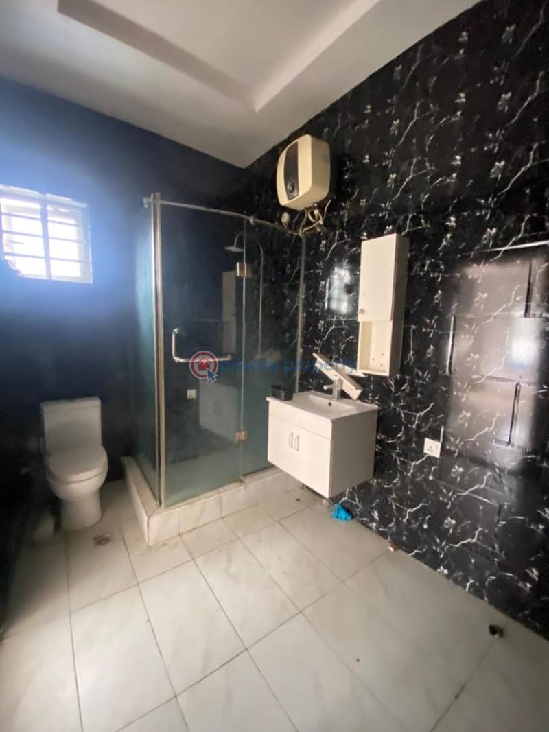 Spacious master’s bedroom with open fitted kitchen & balcony - 3 1 bedroom Shared Apartment For Rent Chevron Drive Lekki Lagos - 3