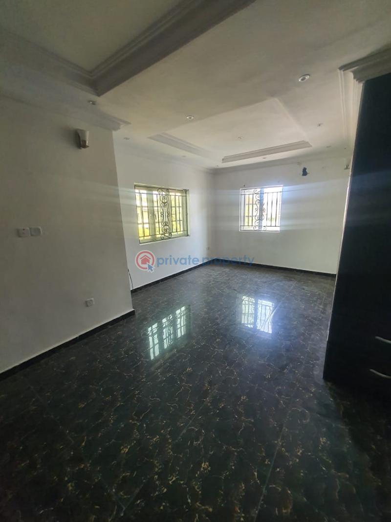 1 bedroom Shared Apartment For Rent Osapa London Lekki Lagos - 3