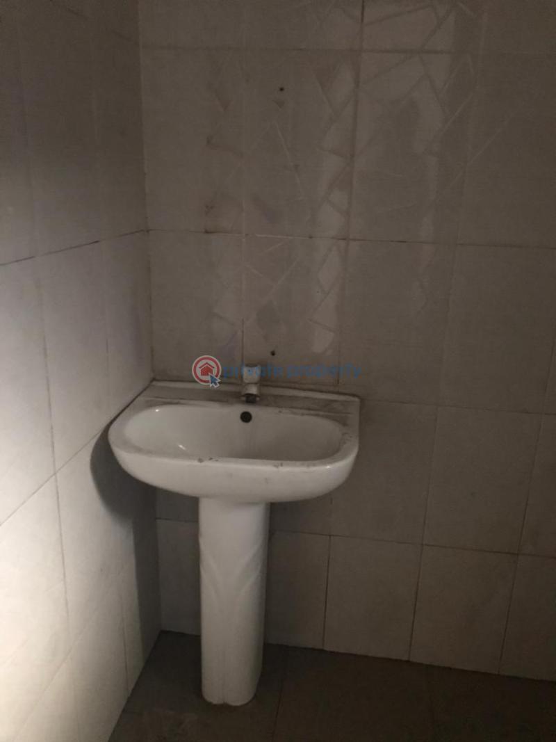 1 bedroom Mini Flat For Rent Osapa Lekki Lagos - 4