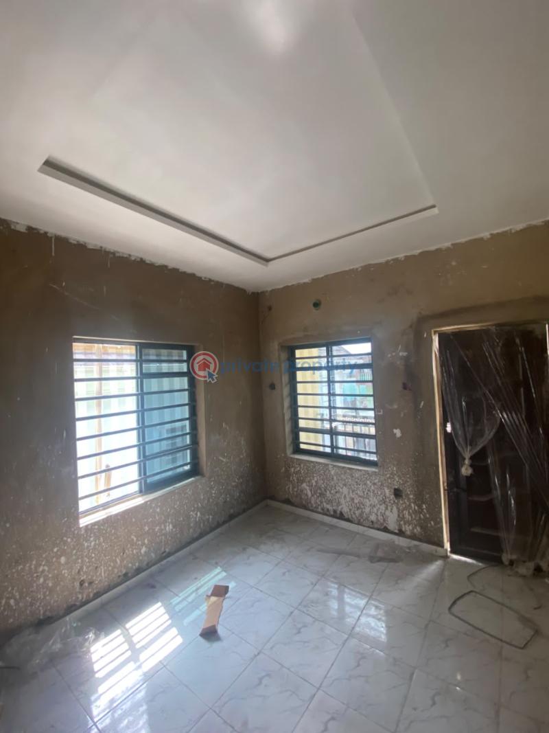 1 bedroom Mini Flat For Rent Salawu Onikoyi Ifako-Gbagada Lagos - 6