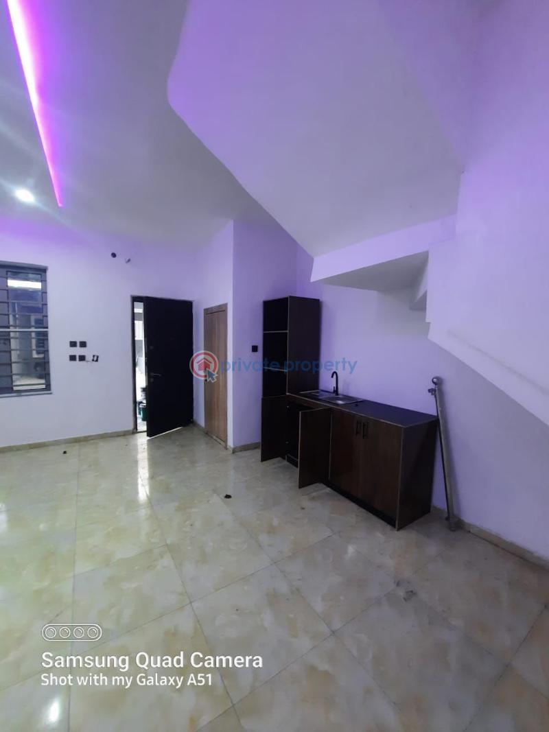 1 bedroom Mini Flat For Rent Orchid Road Lekki Lagos - 1