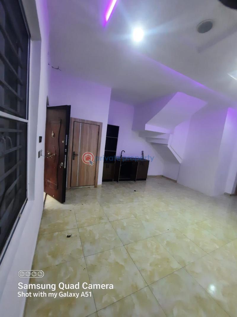 1 bedroom Mini Flat For Rent Orchid Road Lekki Lagos - 0