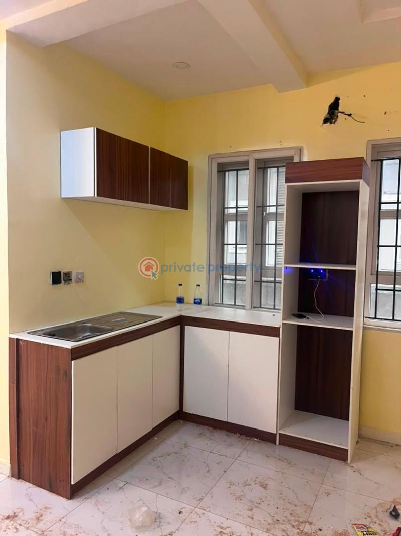 1 bedroom Mini Flat For Rent Royal Phine Estate, Orchid Road Lekki Expressway Lagos - 3