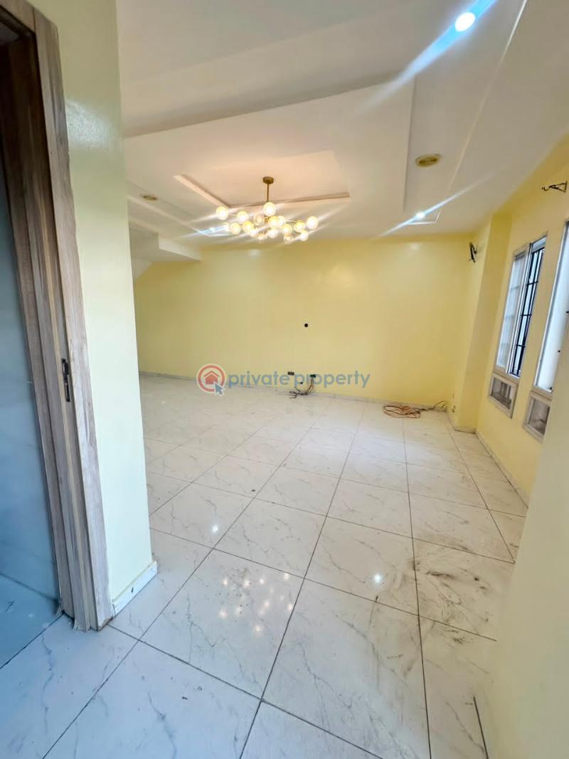 1 bedroom Mini Flat For Rent Royal Phine Estate, Orchid Road Lekki Expressway Lagos - 2