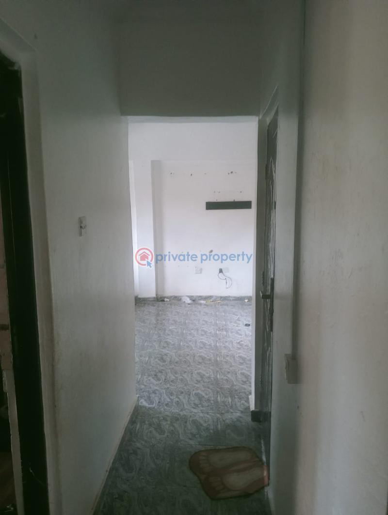 1 bedroom Mini Flat For Rent Adebiyi Street Magodo Phase 1 Magodo Kosofe/Ikosi Lagos - 5