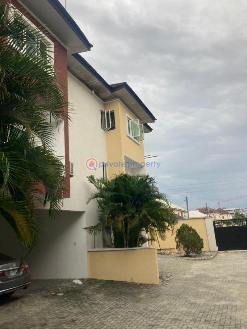 4 bedroom Terraced Duplex For Rent Ikota Lekki Lagos - 2